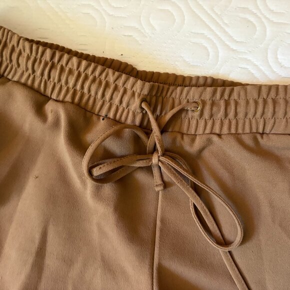 L Textured elastic pants - Picture 4 of 4